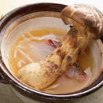 Sushidokoro Iki - 松茸と鯛のしゃぶしゃぶ