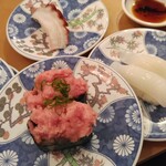 廻鮮寿司 塩釜港 - ネギマグロ( ﾟДﾟ)ｳﾏｰ