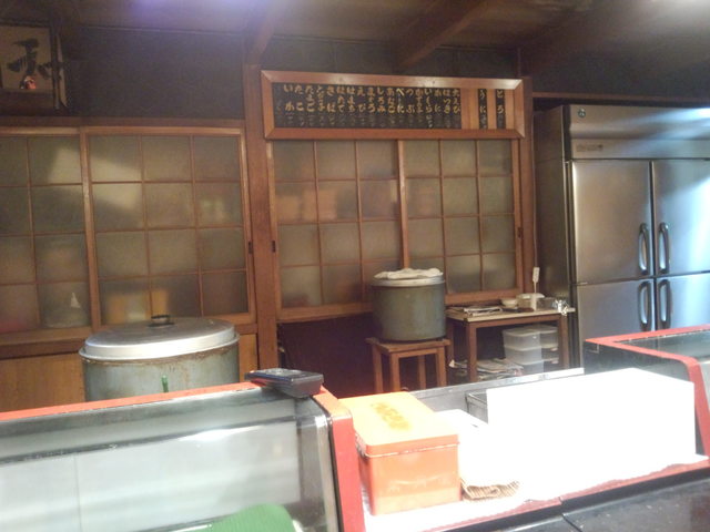 八千代寿司 三共店 - 釧路（寿司）の写真