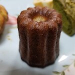 ブーランジェリーランプパティスリーシオン - カヌレ200円