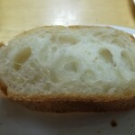 ブーランジェリーランプパティスリーシオン - トラディション340円を薄切り