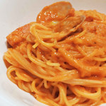 続いてパスタ。ぬぬちゃんはトマト味が好きなので、
          トマト味のパスタに。甘めのトマトソースが美味しいよ。