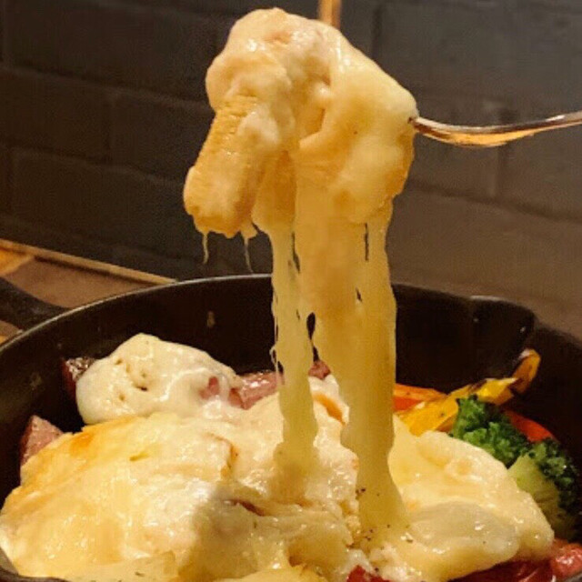 個室でシュラスコ チーズ3時間食べ飲み放題 ミートパーク 新宿東口店 新宿西口 居酒屋 ネット予約可 食べログ