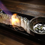 なんしゅう家 - 大人気！来たらみんな食べてる！炙り〆サバ。