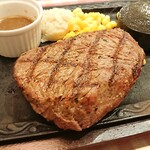 カタマリ肉ステーキ＆サラダバー にくスタ - 