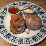 コーヒーと焼き菓子のお店　ｊｏｉａ - スコーン