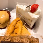 Patisserie & Chocolatier & Cafe  Lotus M - 