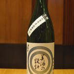 Beautiful sake design Junmai Ginjo (Akita Prefecture)