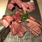 黒毛和牛焼肉 薩摩 牛の蔵 - 