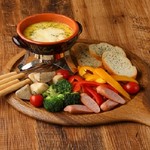 フォトジェ肉vsチーズラボ QUATTRO 東通り店