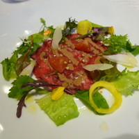 ブラン ルージュ - ☆☆☆☆日本最古の系統牛千屋牛の炙りカルパッチョ 無農薬野菜のサラダ仕立て