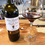 bistro Chic - 赤ワイン グラスで('19.7月下旬)