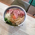 中華そば 四つ葉 - 