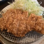 とんかつ山下 - 岩中豚ロースカツ定食(1,300円)