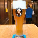 ZUM FRANZISKANER - Franziskaner wheat beer light(白ビール) 5.4€