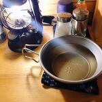 キャンプバー・ランタン - シェラワイン　白　500円