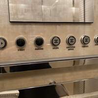 ベージュ アラン・デュカス 東京 - 