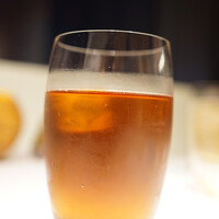 ベージュ アラン・デュカス 東京 - 