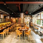 THE PIG ＆ THE LADY