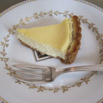 カフェ・ル・プティ・ニ・トロワ - ベイクドチーズケーキ