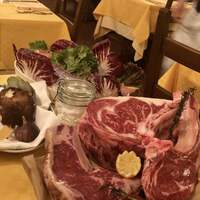 ラ・ビスボッチャ - 食材がワゴンで運ばれて来ます。
