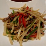 登煌 - 牛肉ピーマン