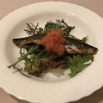 ラ リベラ - 燻した秋刀魚のサラダ