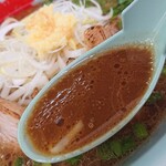 ラーメン山岡家 - スープ