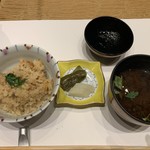 銀座蔵人 - 鶏と牛蒡のかやくご飯