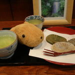 和田乃屋 - 滝の焼き餅３個のお茶セット