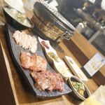 大衆炭火焼肉ジンギスカン ホルモン酒場 風土. - 