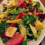 創作イタリアン Gemelli - ファンが多い　定番ジェメリサラダ