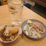 立呑み晩杯屋 - 煮込み(玉子)と牛しゃぶサラダ