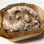 ラトリエ ドゥ プレジール - 季節のおすすめパン（590円）