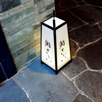 鮨 さかい - さかいさん、ビル１階の行灯