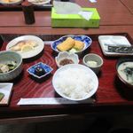 岡田屋 - ゆっくり休ませていただいた次の日の朝食も同じ部屋でいただきました。