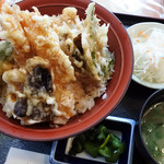 Ajisai Katakata - ランチ天丼（サラダ、香の物、味噌汁、コーヒー付き）900円