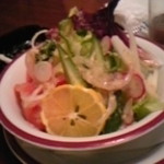 Resutoran musshu - サラダのドレッシングは、懐かしい洋食屋さんぽくてさっぱり味おいしい！