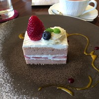Dining & Bar TENQOO - イチゴのショートケーキ