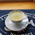 Y.O.L.O. CALIFORNIA STYLE KITCHEN - 