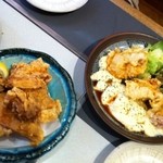 大谷 - 地鶏の唐揚げと地鶏の唐揚げタルタルソースかけ比較
