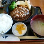 Motsuya - 若狭牛ハンバーグ定食  限定20食  ¥500