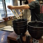 蘭州拉麺店 火焔山 - 徐々に麺になっていく。