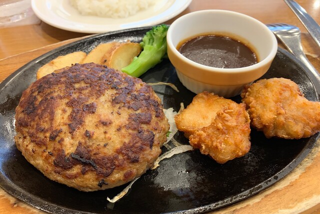 老舗といえるくらいに昔から21号線沿いにあるココスで復活したフレンチトーストのモーニング ココス 大垣バイパス店 岐阜県大垣市楽田町4 31 1 Airの食べログ日記 岐阜 尾張 名古屋を中心に By Air Taiyaki ココス 大垣バイパス店 東大垣 ファミレス 食べログ