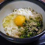 釜揚げ手打ちうどん喜多川 - 釜玉バターカレーうどん（うどんアップ）