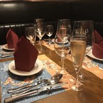 ガストンアンドギャスパー 新御茶ノ水店