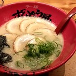 ラー麺 ずんどう屋 新宿歌舞伎町店