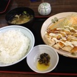 カラフル食堂 - チキン南蛮定食