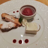 Osteria UVA RARA 横浜 - 
