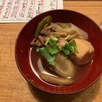 夜ノ焼魚 ちょーちょむすび - 【お通し・芋煮】◎2019/11